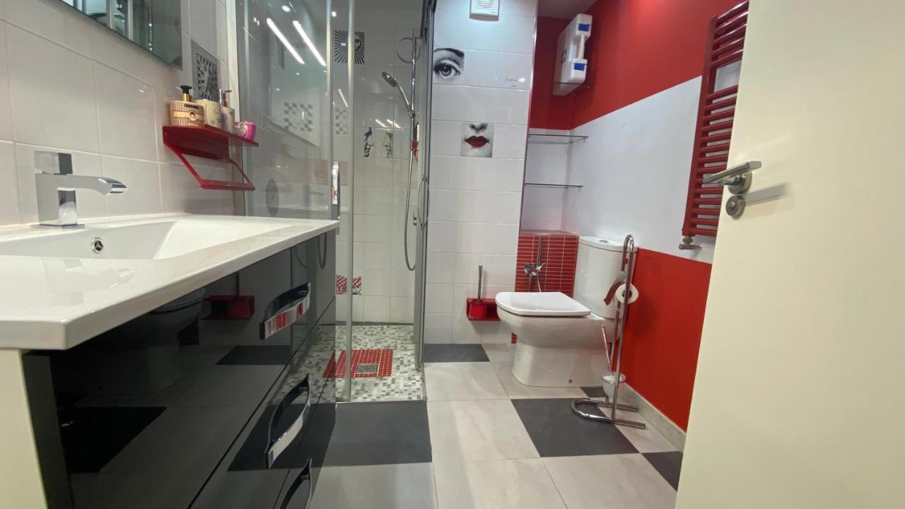Housingleon- Barrio Humedo Apartment ภายนอก รูปภาพ